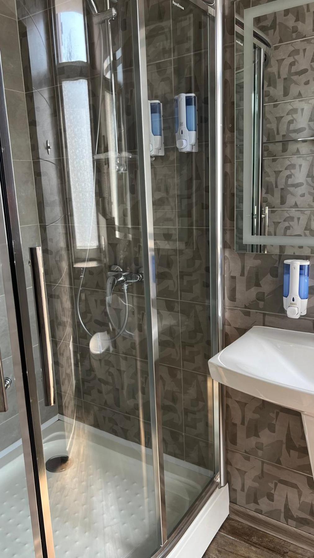 Hotel Dozari Korostyshiv Bagian luar foto