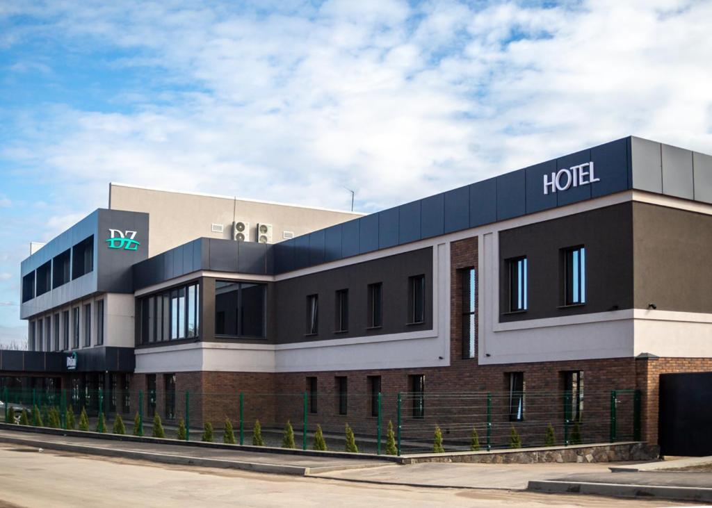 Hotel Dozari Korostyshiv Bagian luar foto