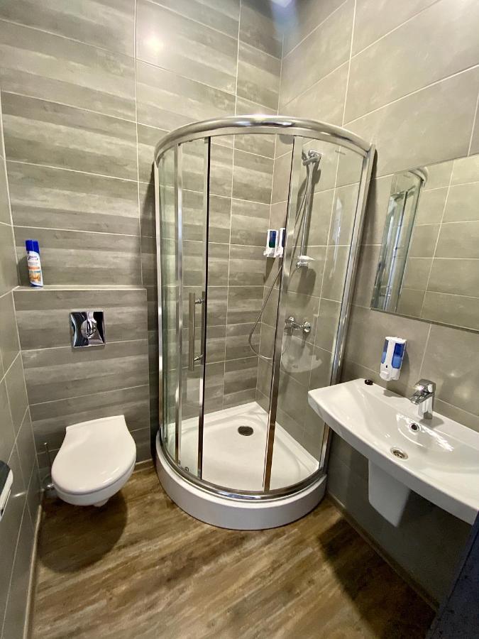 Hotel Dozari Korostyshiv Bagian luar foto