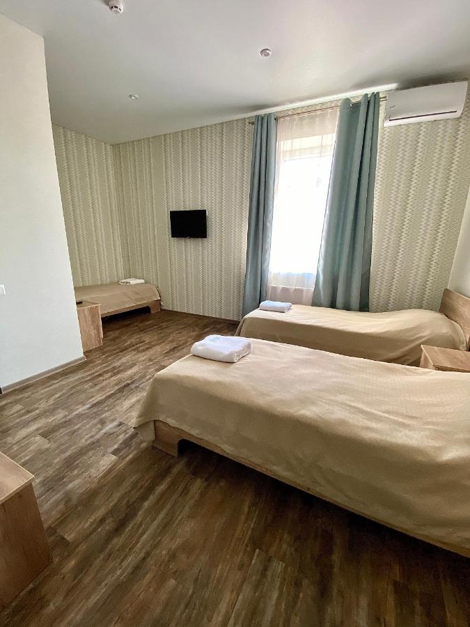 Hotel Dozari Korostyshiv Bagian luar foto
